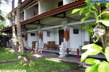 Padang Lovina @ Jalan -